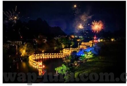 免费观看成人午深夜视频在线-探索成人午深夜视频的在线免费观看，理性与界限